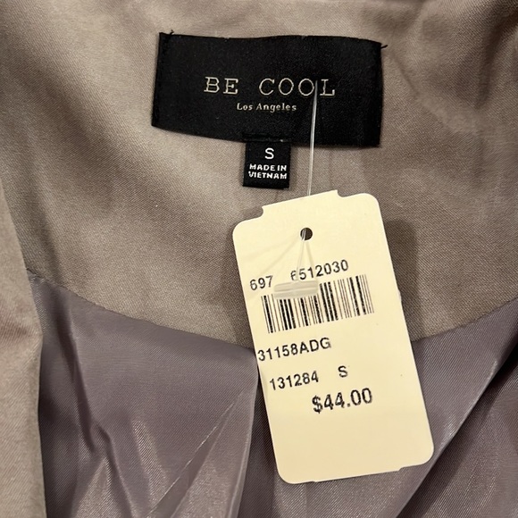 Jacket - Picture 2 of 4